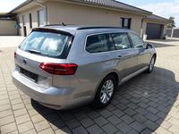 Gebraucht VW Passat Comfortline 150 PS (110 kW) 2018 Silber Kombi
