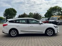Gebraucht Ford Focus Cool & Connect 120 PS (88 kW) 2020 Weiß Limousine