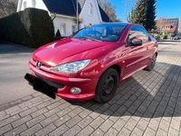 Gebraucht Peugeot 206 CC 109 PS (80 kW) 2003 Rot Cabrio
