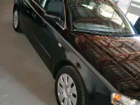 Gebraucht Audi A4 125 PS (91 kW) 2006 Schwarz Limousine
