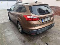 Gebraucht Ford Focus SYNC Edition 105 PS (77 kW) 2013 Braun Kombi