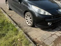 Gebraucht Peugeot 207 CC 116 PS (85 kW) 2009 Schwarz Cabrio