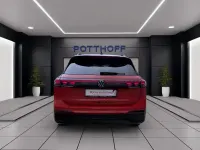 Gebraucht VW Tiguan R-line 272 PS (200 kW) 2025 Persimmon red metallic SUV