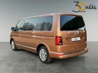 Używany VW Multivan Generation Six 110 KM (80 kW) 2022 Złoty Minivan