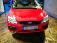 Gebraucht Ford Focus 80 PS (58 kW) 2006 Rot Limousine