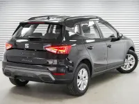Neu Seat Arona Reference 2026 Midnight schwarz metallic (0e) SUV