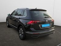 Gebraucht VW Tiguan Move 150 PS (110 kW) 2023 Deep black perleffekt SUV