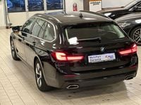 Gebraucht BMW 520 Sport Line 190 PS (139 kW) 2022 Schwarz Limousine