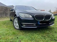 Gebraucht BMW ActiveHybrid 7 Exclusive 354 PS (260 kW) 2015 Schwarz Limousine