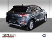 Gebraucht VW T-Roc Style 150 PS (110 kW) 2024 Grau SUV