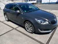Usata Opel Insignia 170 CV (125 kW) 2016 Grigio Station wagon