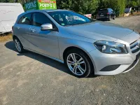 Gebraucht Mercedes A180 109 PS (80 kW) 2014 Weiß Kleinwagen