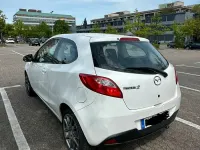 Usata Mazda 2 84 CV (61 kW) 2011 Bianco Utilitaria