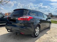 Gebraucht Ford Focus Titanium 163 PS (119 kW) 2012 Schwarz Kombi