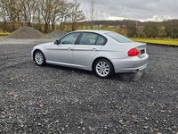Gebraucht BMW 318 143 PS (105 kW) 2010 Silber Limousine