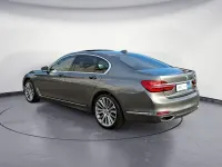 Gebraucht BMW 730 265 PS (194 kW) 2018 Grau Limousine