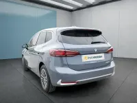 Gebraucht BMW 220 Active Tourer 156 PS (114 kW) 2023 Grau Van / Kleinbus