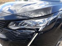 Gebraucht Peugeot 3008 Allure 131 PS (96 kW) 2023 Schwarz Limousine