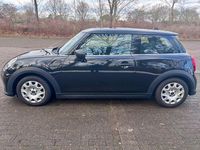 Gebraucht Mini Cooper Classic 136 PS (100 kW) 2022 Schwarz Kleinwagen