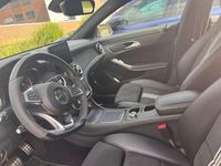 Gebraucht Mercedes CLA200 AMG line 136 PS (100 kW) 2018 Grau Coupé