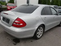 Gebraucht Mercedes E240 Elegance 177 PS (130 kW) 2002 Grau Limousine