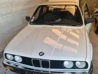 Brugt BMW 325 129 HK (94 kW) 1984 Hvid Sedan