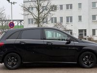 Gebraucht Mercedes B200 Urban 136 PS (100 kW) 2015 Schwarz Van / Kleinbus
