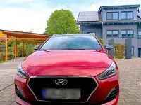 Gebraucht Hyundai i30 Passion Plus 140 PS (102 kW) 2018 Rot Kombi