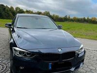 Gebraucht BMW 320 184 PS (135 kW) 2012 Blau Limousine