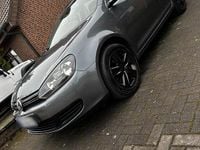 Gebraucht VW Golf VI 105 PS (77 kW) 2010 Grau Kleinwagen