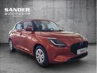 Neu Suzuki Swift Club 83 PS (61 kW) 2025 Orange Kleinwagen