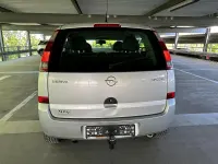 Gebraucht Opel Meriva 101 PS (74 kW) 2004 Silber Van / Kleinbus