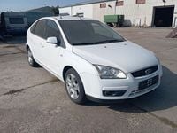 Gebraucht Ford Focus Style 109 PS (80 kW) 2007 Weiß Limousine