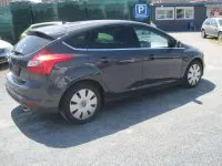 Gebraucht Ford Focus Titanium 182 PS (133 kW) 2011 Midnight skygrau metallic Kleinwagen