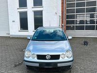 Gebraucht VW Polo 64 PS (47 kW) 2003 Silber Kleinwagen