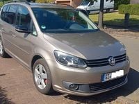 Gebraucht VW Touran Match 105 PS (77 kW) 2012 Beige Van / Kleinbus