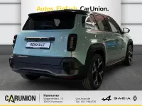 Neu Renault 4 E-Tech Komfort 77 kW (106 PS) 2026 Hautsdefrancegrün, black pearlschwarz metallic SUV