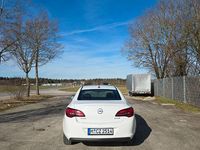 Gebraucht Opel Astra 131 PS (96 kW) 2012 Weiß Limousine