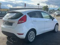 Gebraucht Ford Fiesta Titanium 82 PS (60 kW) 2009 Weiß Limousine