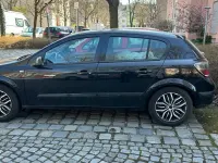 Gebraucht Opel Astra 105 PS (77 kW) 2004 Schwarz Kleinwagen