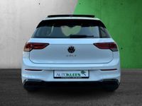 Gebraucht VW Golf VIII R-line 150 PS (110 kW) 2023 Pure white Limousine