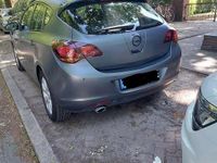 Gebraucht Opel Astra Innovation 179 PS (131 kW) 2011 Grau Kleinwagen