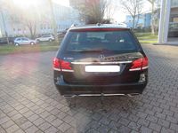 Gebraucht Mercedes E200 136 PS (100 kW) 2015 Schwarz Kombi