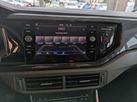 gebraucht VW Polo Life / LED / Kamera / SHZ / App-Connect