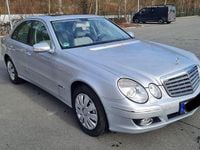 Gebraucht Mercedes E200 Elegance 184 PS (135 kW) 2006 Silber Limousine