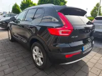 Gebraucht Volvo XC40 Core 163 PS (119 kW) 2025 Schwarz SUV