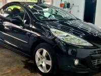 Gebraucht Peugeot 207 CC Active 120 PS (88 kW) 2012 Noir obsidien Cabrio