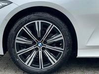 Gebraucht BMW 320 Efficient Dynamics 190 PS (139 kW) 2024 Mineralweiß metallic Kombi