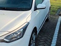 Gebraucht Hyundai i20 YES! 84 PS (61 kW) 2017 Weiß Kleinwagen