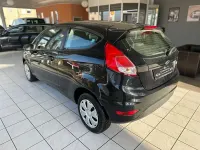 Usata Ford Fiesta 60 CV (44 kW) 2013 Nero Utilitaria